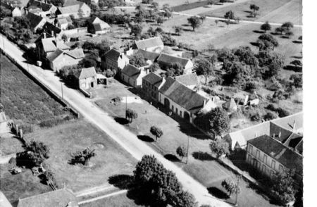 Cartes Postales anciennes - Commune de Villechétive